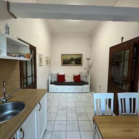 Apartmanove Pod Dubom Апартаменты Polny Kesov